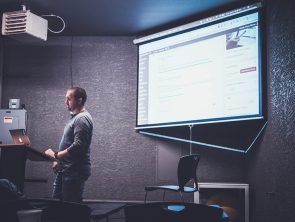 How to Successfully Pitch Your App to Investors